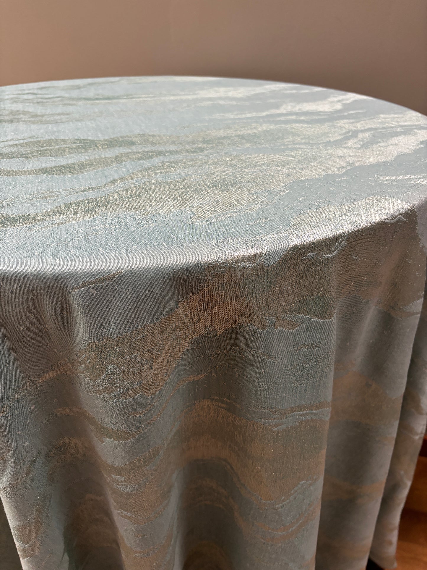 Tablecloth "Waves" Emerald or Pale Green